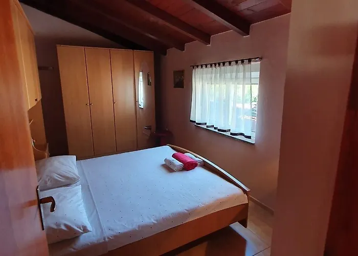 Apartment Julija *