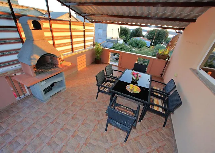 Julija Apartmán Bibinje